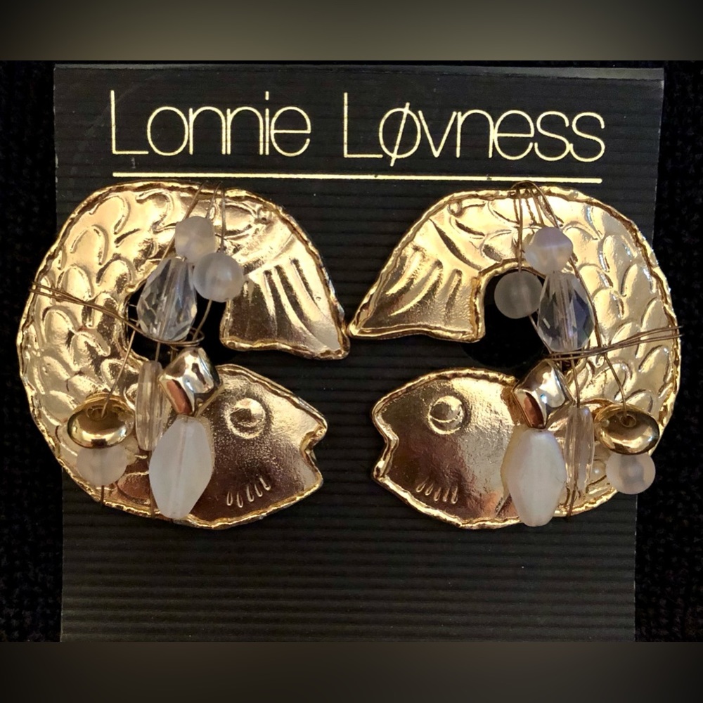 Vintage Lonnie Lovness Fish Pisces Gold Toned Beaded Earrings - Picture 2 of 5